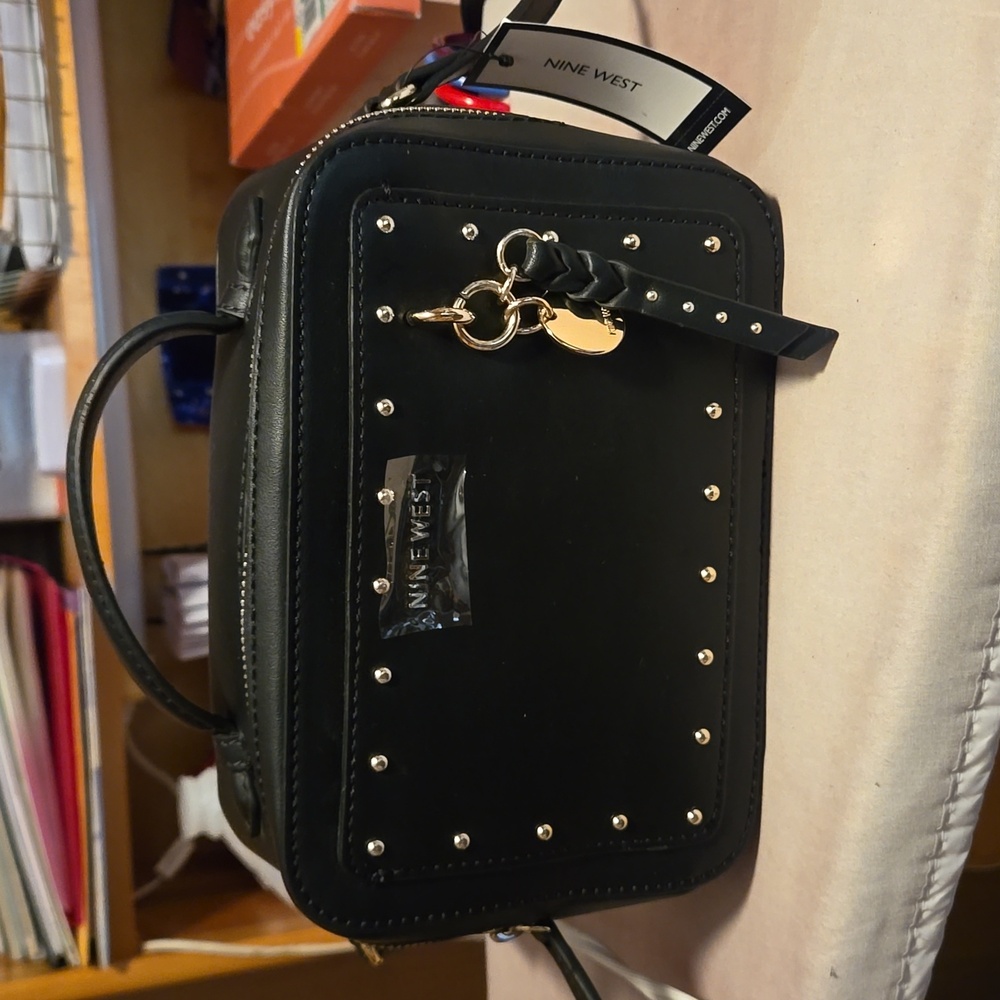 NEW!! Nine West Chelsea mini crossbody